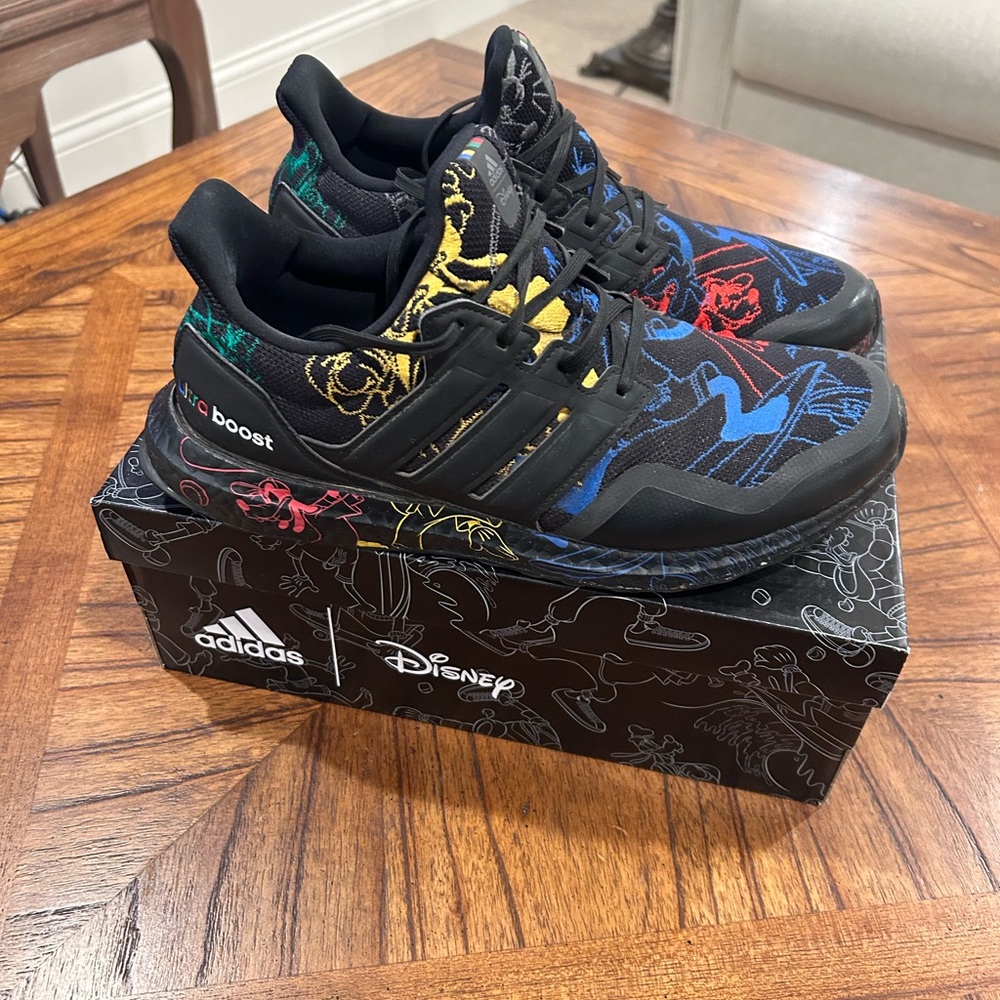 Adidas Mens Ultraboosts Disney Goofy